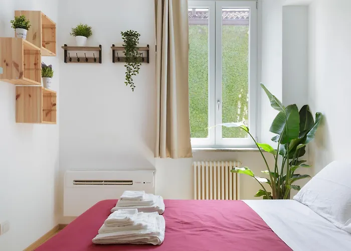 Tra Le Mura Di Apartamento *